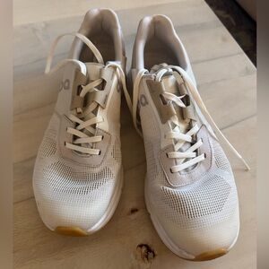 On Clouds Women’s Cream and White Sneakers